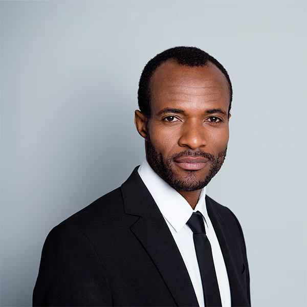 Portrait professionnel de Jean Belmont, avocat à Paris